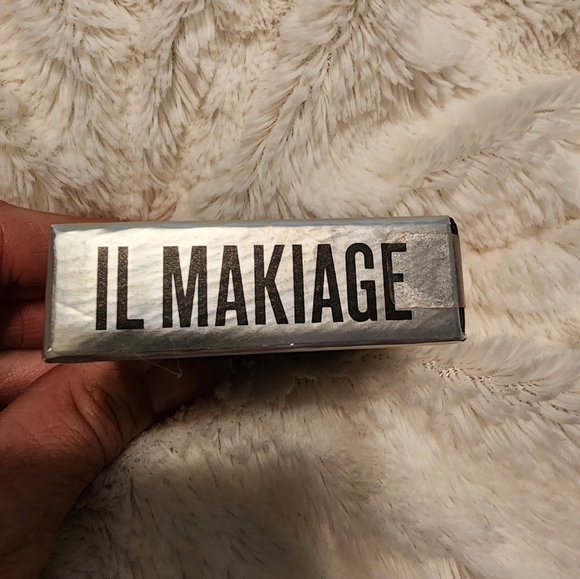 IL MAKIAGEColor Boss Multi-Dimensional Eye Color in News Flash - Picture 3 of 6